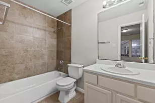 1617 Nichole Woods Dr, Houston, TX 77047 - Photo 19