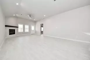 24530 Bradbury Woods Dr, Spring, TX 77373 - Photo 17