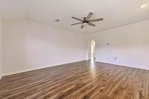 911 Ruth Cir, Texas City, TX 77591 - Photo 7