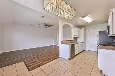 911 Ruth Circle, Texas City, TX 77591 - Photo 11