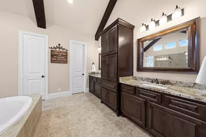 18502 Rosehill Manor Court, Tomball, TX 77377 - Photo 19
