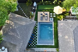 18 Colony Park Cir, Galveston, TX 77551 - Photo 25