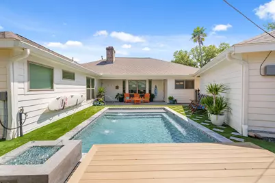 18 Colony Park Circle, Galveston, TX 77551 - Photo 15