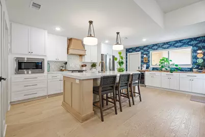 18 Colony Park Circle, Galveston, TX 77551 - Photo 7