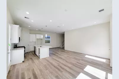 5931 Beall Street #A-B, Houston, TX 77091 - Photo 3