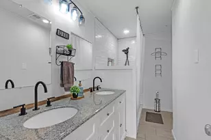 19318 Diversion Dr, Tomball, TX 77375 - Photo 17
