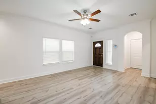 7974 Fowlie St, Houston, TX 77028 - Photo 7