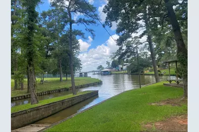610 Elk Drive, Crosby, TX 77532 - Photo 5