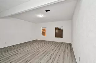 16210 Lazy Ridge Rd, Houston, TX 77053 - Photo 13