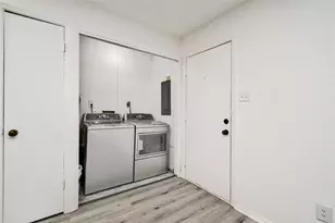 16210 Lazy Ridge Rd, Houston, TX 77053 - Photo 25