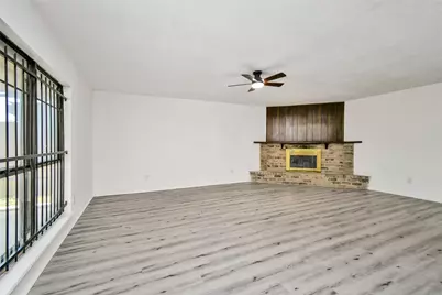 16210 Lazy Ridge Road, Houston, TX 77053 - Photo 19