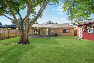 16210 Lazy Ridge Rd, Houston, TX 77053 - Photo 11