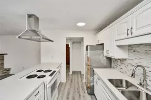 16210 Lazy Ridge Rd, Houston, TX 77053 - Photo 21