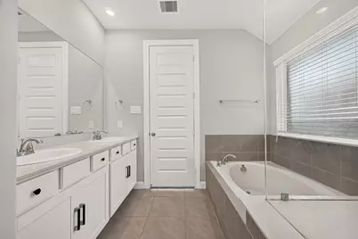 8915 Orchid Valley Way, Cypress, TX 77433 - Photo 25