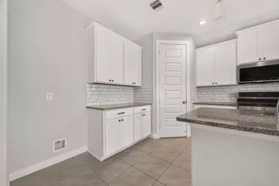 8915 Orchid Valley Way, Cypress, TX 77433 - Photo 15