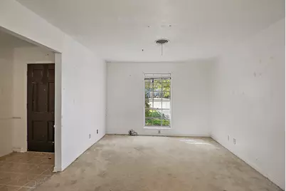 407 Lazy Lane, Anahuac, TX 77514 - Photo 5