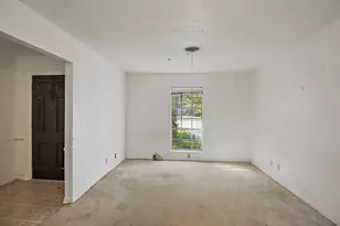 407 Lazy Ln, Anahuac, TX 77514 - Photo 5