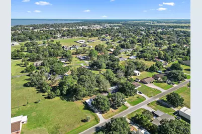 407 Lazy Lane, Anahuac, TX 77514 - Photo 25