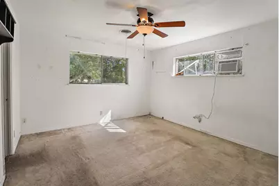 407 Lazy Lane, Anahuac, TX 77514 - Photo 19
