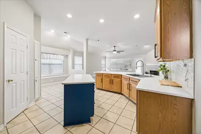 10719 Knoll Bend Lane, Houston, TX 77070 - Photo 13