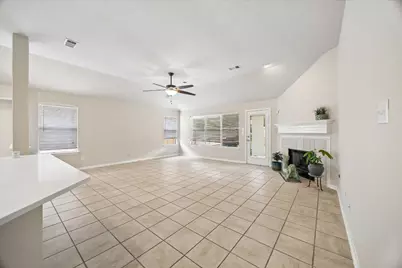 10719 Knoll Bend Lane, Houston, TX 77070 - Photo 11