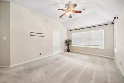 10719 Knoll Bend Lane, Houston, TX 77070 - Photo 7