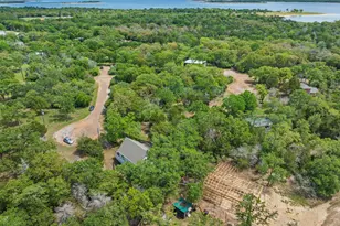 302 Lake Forest Cir, Somerville, TX 77879 - Photo 25