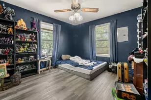 302 Lake Forest Cir, Somerville, TX 77879 - Photo 9