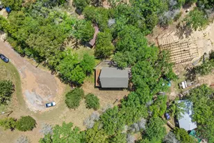 302 Lake Forest Cir, Somerville, TX 77879 - Photo 23