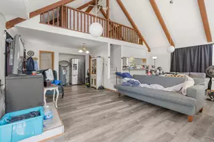 302 Lake Forest Cir, Somerville, TX 77879 - Photo 5