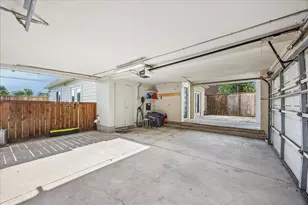 1715 Gingerleaf Ln, Houston, TX 77055 - Photo 29