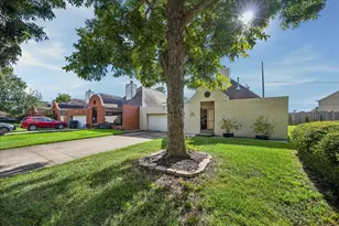 1715 Gingerleaf Ln, Houston, TX 77055 - Photo 7