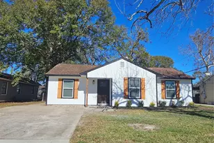 1005 Robinhood Ln, Angleton, TX 77515 - Photo 21