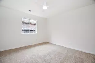202 Knoll Forest Dr, Sugar Land, TX 77479 - Photo 33
