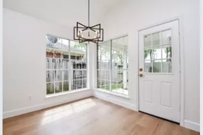 202 Knoll Forest Drive, Sugar Land, TX 77479 - Photo 5