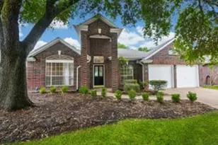 202 Knoll Forest Dr, Sugar Land, TX 77479 - Photo 1