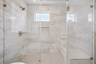 1034 W 17th St, Houston, TX 77008 - Photo 23