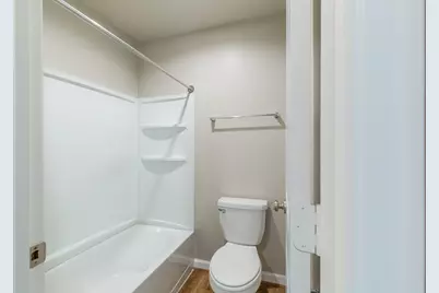 203 Park Place Circle #D, Waller, TX 77484 - Photo 7