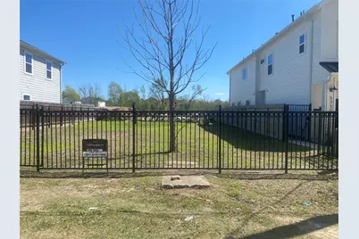 5806 Balbo Street, Houston, TX 77091 - Photo 3