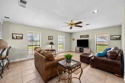 1342 Fm 2434, Weimar, TX 78962 - Photo 17