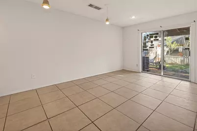 10647 Chapel Hill Drive, Houston, TX 77099 - Photo 13