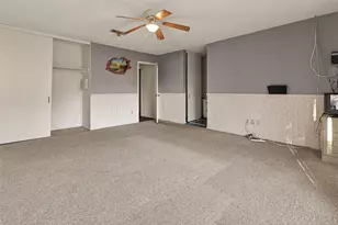 10647 Chapel Hill Dr, Houston, TX 77099 - Photo 35