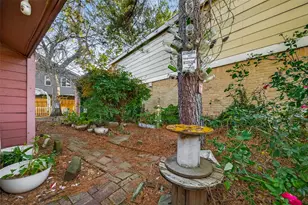 10647 Chapel Hill Dr, Houston, TX 77099 - Photo 47