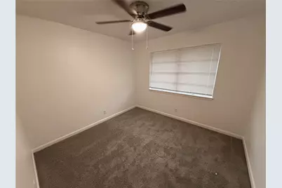 316 Angle Street, Angleton, TX 77515 - Photo 23