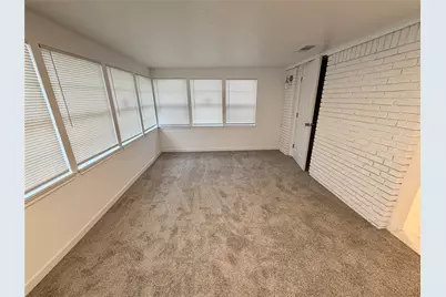 316 Angle Street, Angleton, TX 77515 - Photo 9