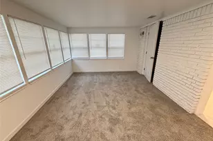 316 Angle St, Angleton, TX 77515 - Photo 9