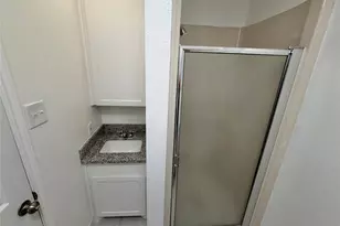 316 Angle St, Angleton, TX 77515 - Photo 19