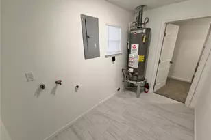 316 Angle St, Angleton, TX 77515 - Photo 15