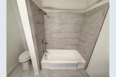 316 Angle Street, Angleton, TX 77515 - Photo 27