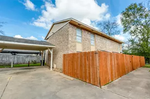 1930 Avenue B, Katy, TX 77493 - Photo 3